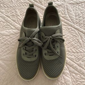 NWOT Sole Naturalizer Krista Knit Sneaker